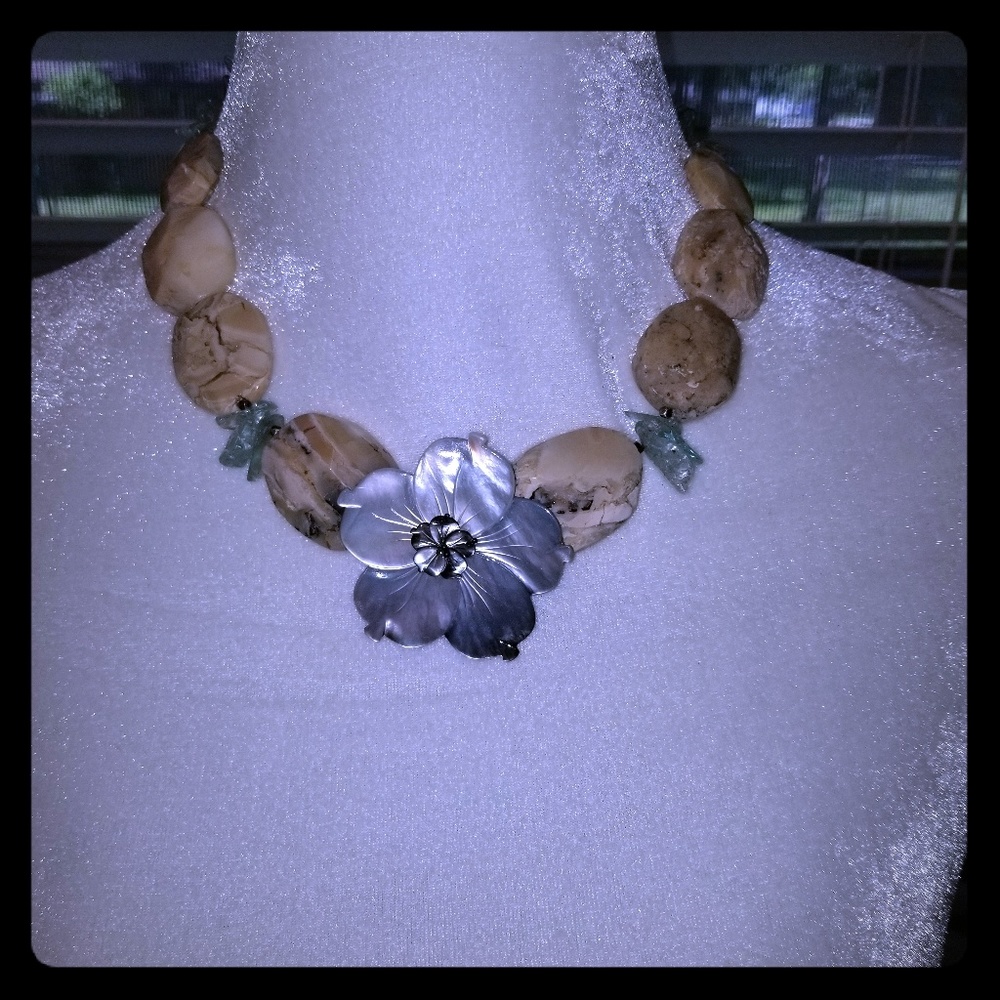 Shannon Diego necklace 2001 #926